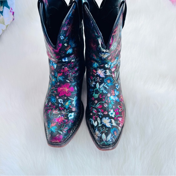Roper Ingrid Multicolor Floral Ankle Boots in Black Size 8 - Picture 6 of 15